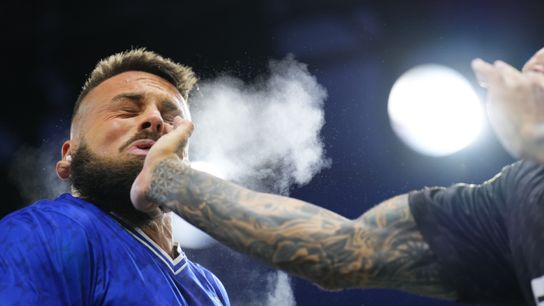 PowerSlap 10: Isaih Quinones uses experience from prior knockdowns to help him get through a middleweight title defense (Power Slap)